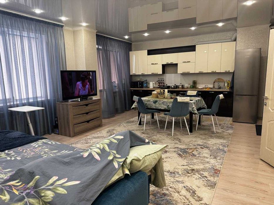 2 комнатная квартира студия , район Жас Оркен