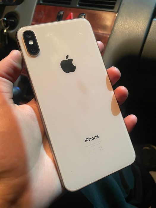 iPhone xs max 64gb