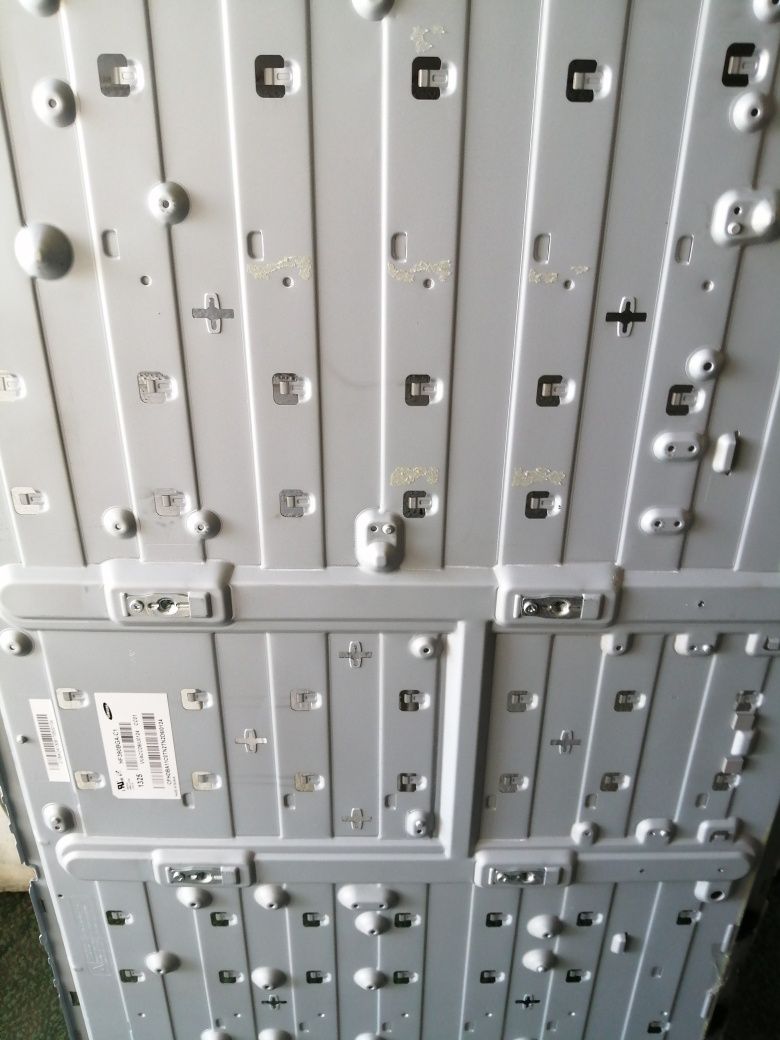 Samsung UE39f5500AK Матрица,Части