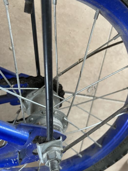 Детско колело 9/10 годишно