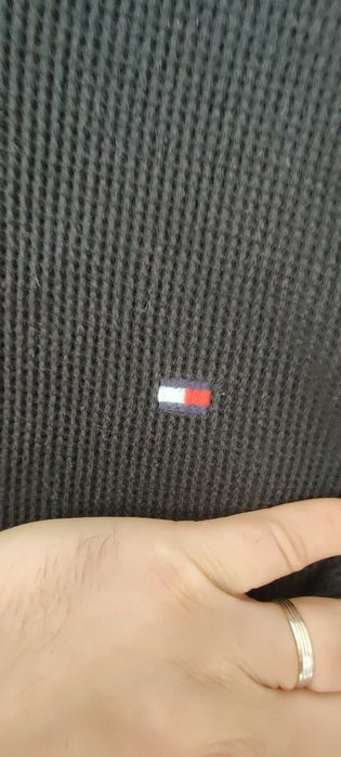 Cămăși , pantaloni și maletă la pachet(Tommy, esprit, jack&Jones)