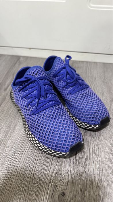 Krossovki adidas. Original