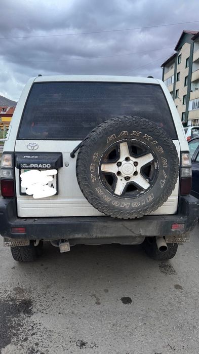 Внедорожник Land Cruizer Prado 90