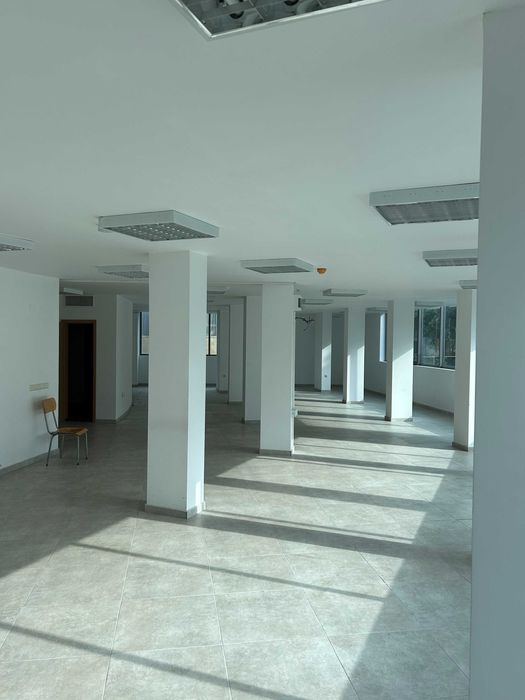 Отдавам офиси под наем