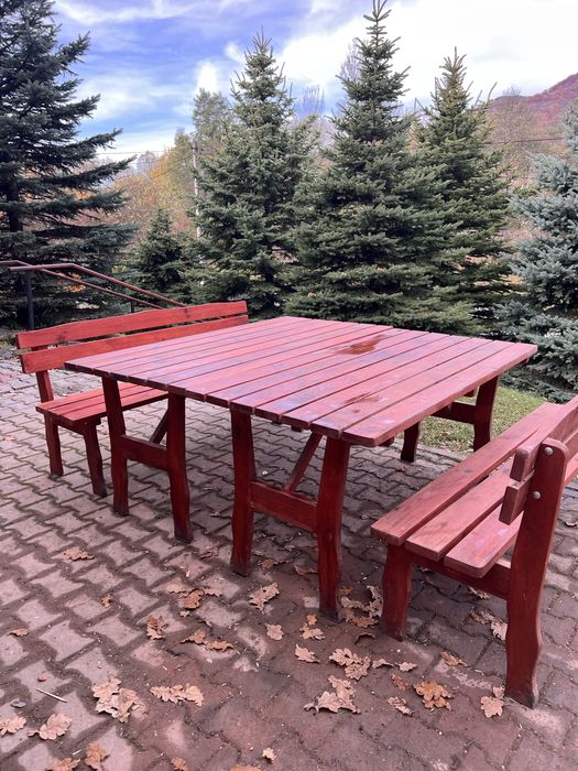 Set masa de gradina cu 2 banci.