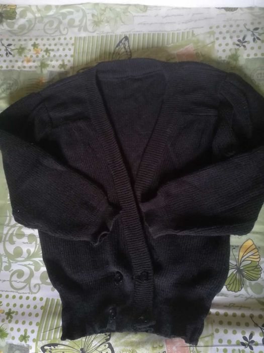 Дамски жилетки-черно и бяло