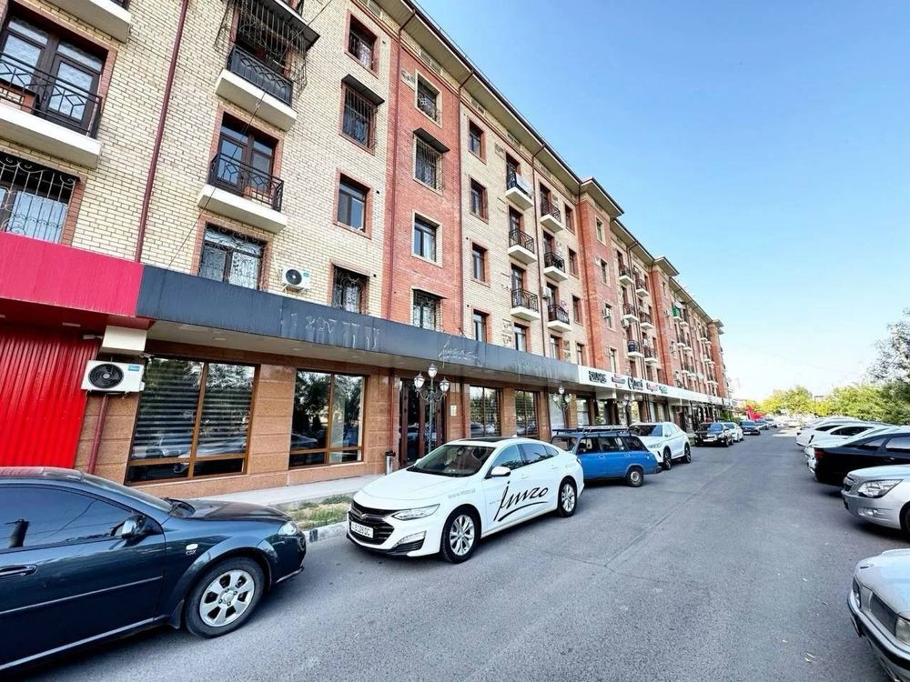 Продажа!! Нежилое помещение вдоль дороги.Golden Hous семейный 1я линия