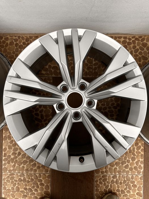 Оригинални джанти VW 17” Alltrack
