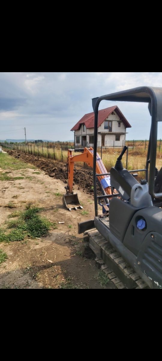 Miniexcavator si Bobcat pt săpături șanțuri,fundații etc