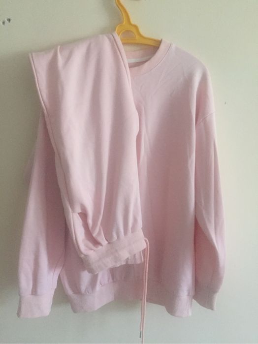 Корейская  спортивка  женская   срочно    продам