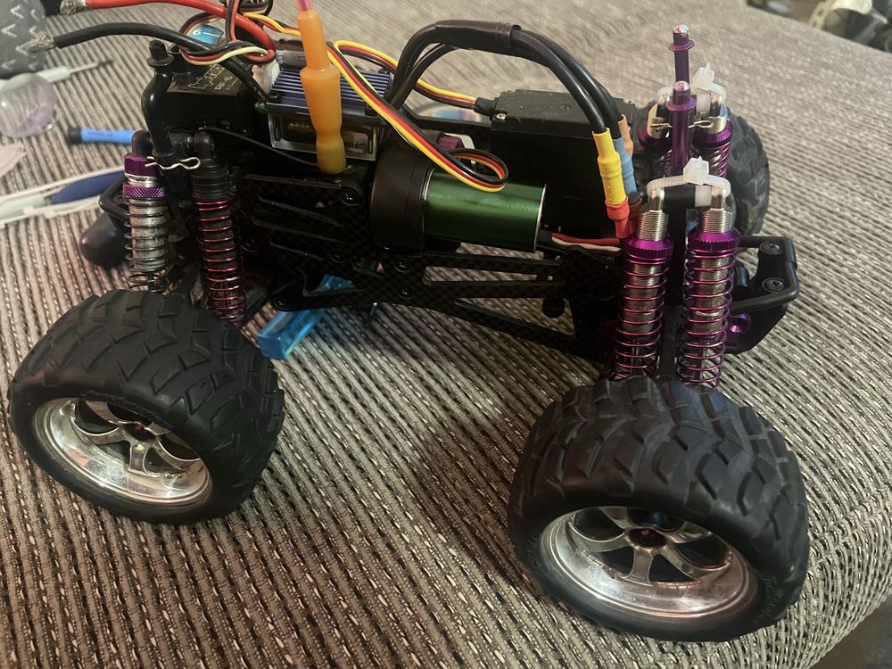 Hpi HotBodies Minizilla 1/18