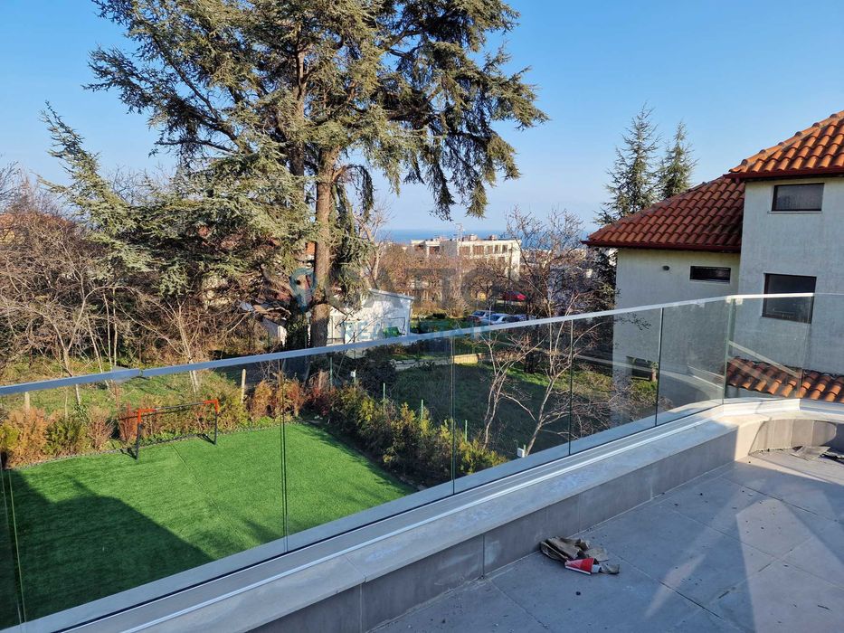 Продава се Тристаен апартамент в Варна, Център - 126 кв.м за 1548 €/кв.м - Снимка #9