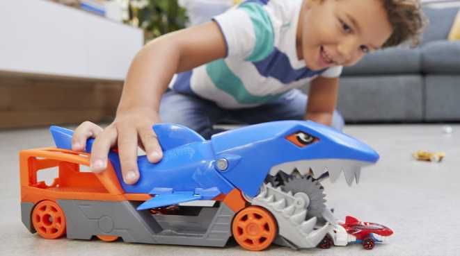 Set de joaca Hot Wheels - Transportator Shark Chomp