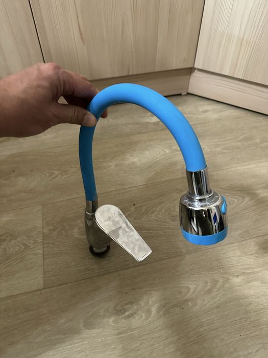 Смеситель для кухни б/у