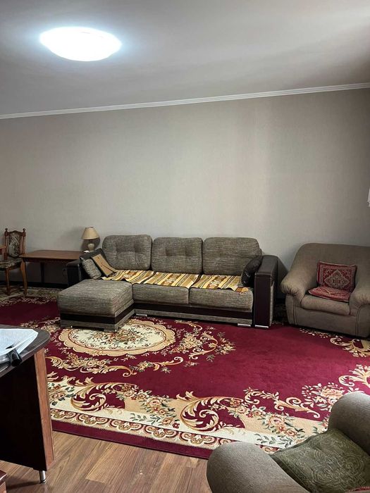 Сдается в аренду 2-х комнатная квартира с мебелью на Стрелке