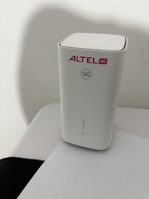 Wi-Fi роутер ALTEL 5G H155-380