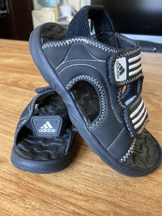 Оригинални детски джапанки Adidas
