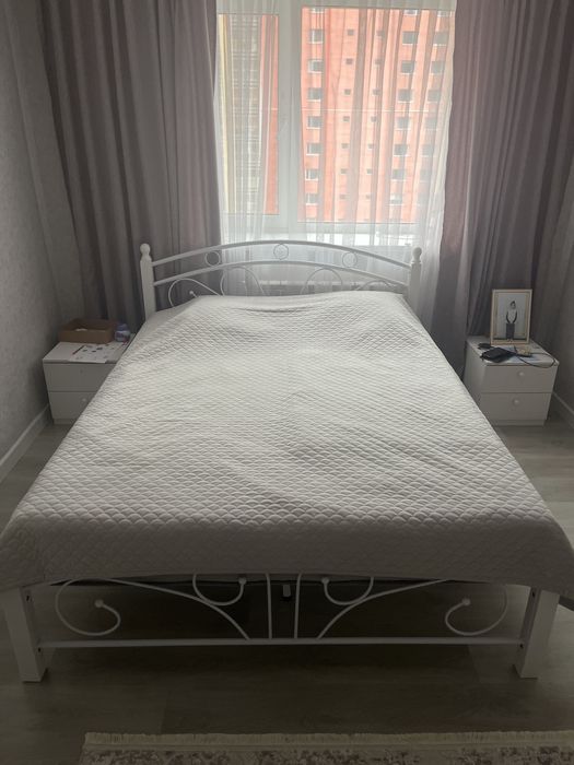 Продам КРОВАТЬ 2м на 1,6м