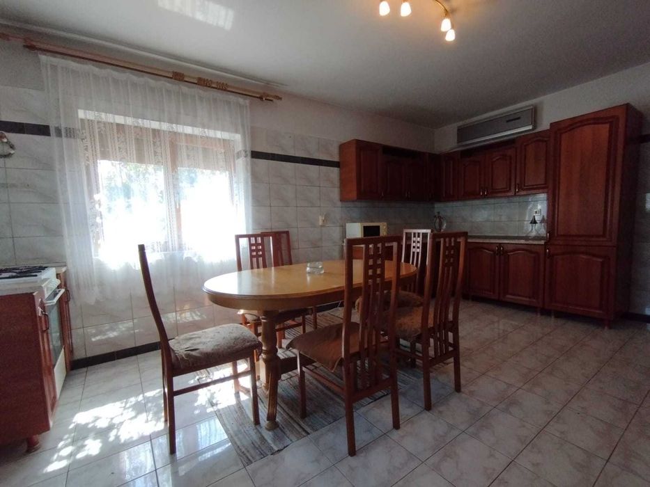 CASA SI TEREN-posibilitate de extindere la 2500 mp Str Valeni Ploiesti