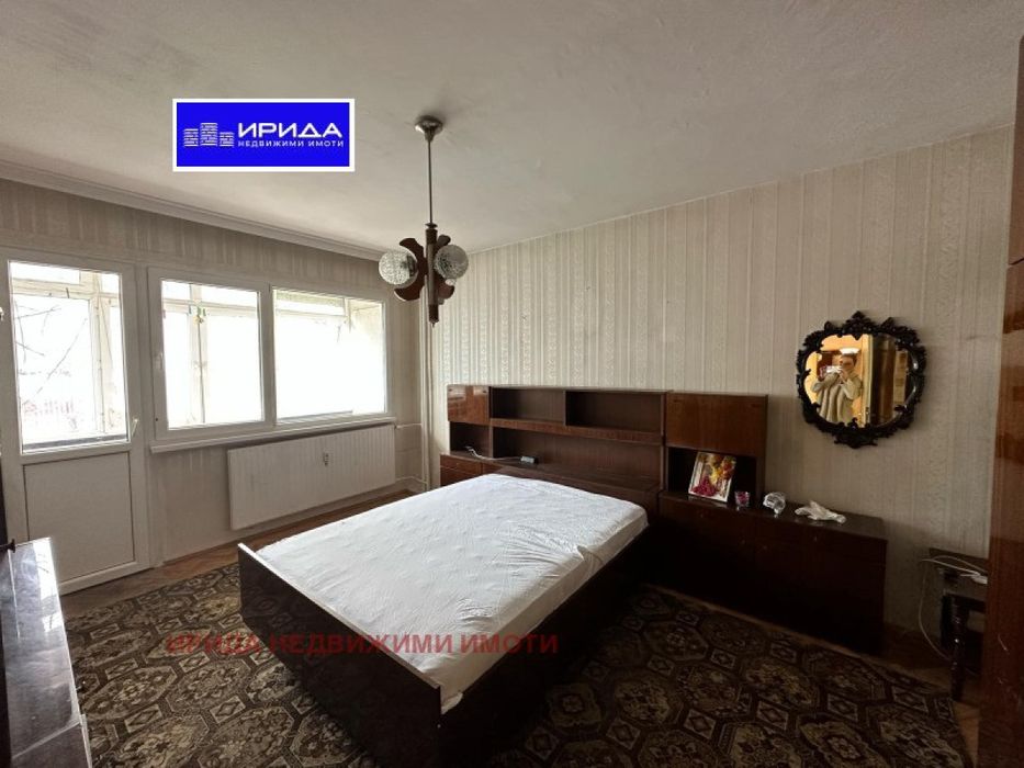 Продава се Тристаен апартамент в София, Стрелбище - 89 кв.м за 2574 €/кв.м - Снимка #4