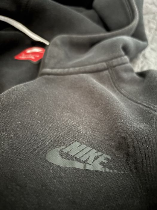 Nike tech fleece Черен M размер