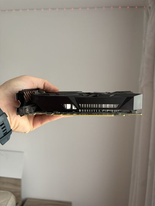 placa video gtx 1050 ti 4gb oc gigabyte