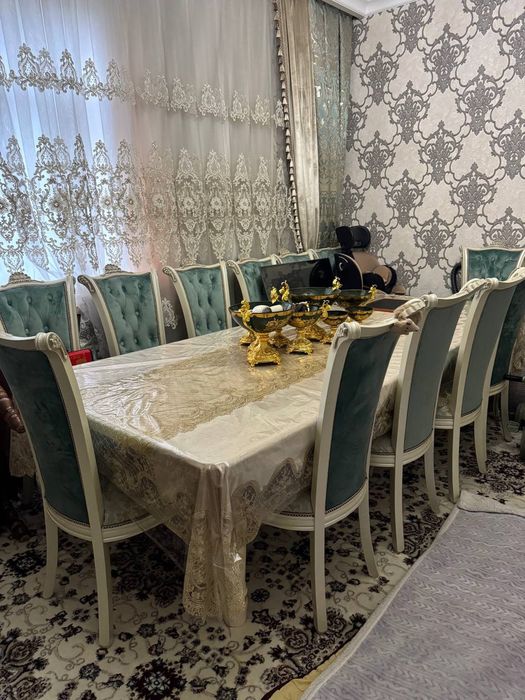 стол, стул, зделано в Узбекистане