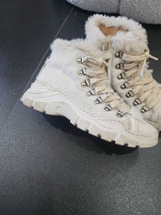 Дрехи обувки  сандали