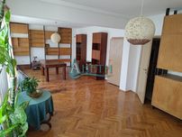 Тристаен апартамент 120 м2 до бул.Ситняково. Без и с обзавеждане