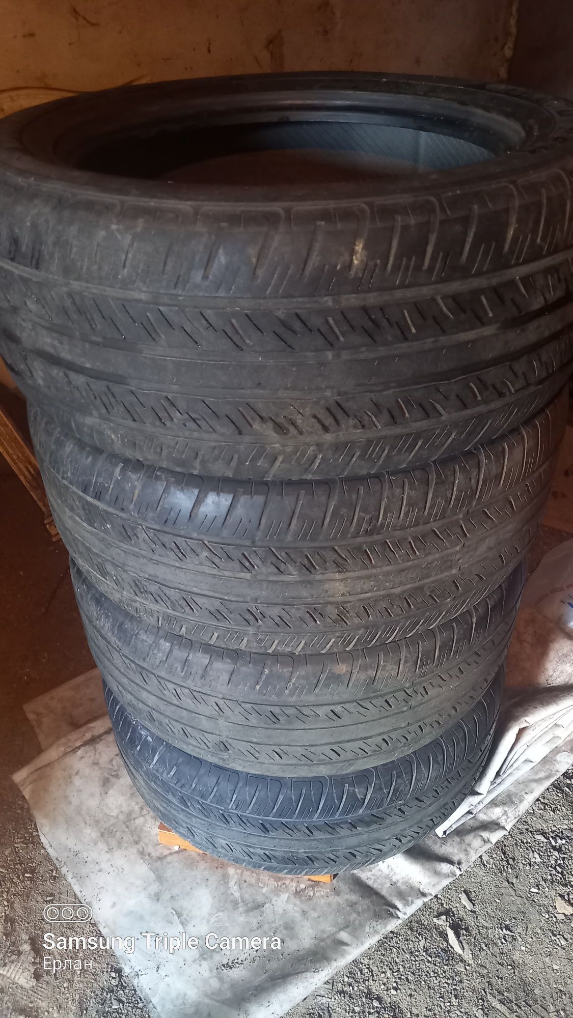 Продам шины б/у  размер 285,50,20.