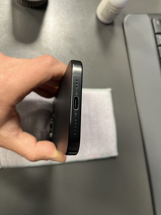 Apple Iphone 15 Pro 256GB - Black Titanium