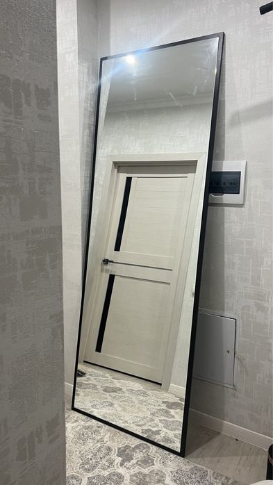 Продается зеркало