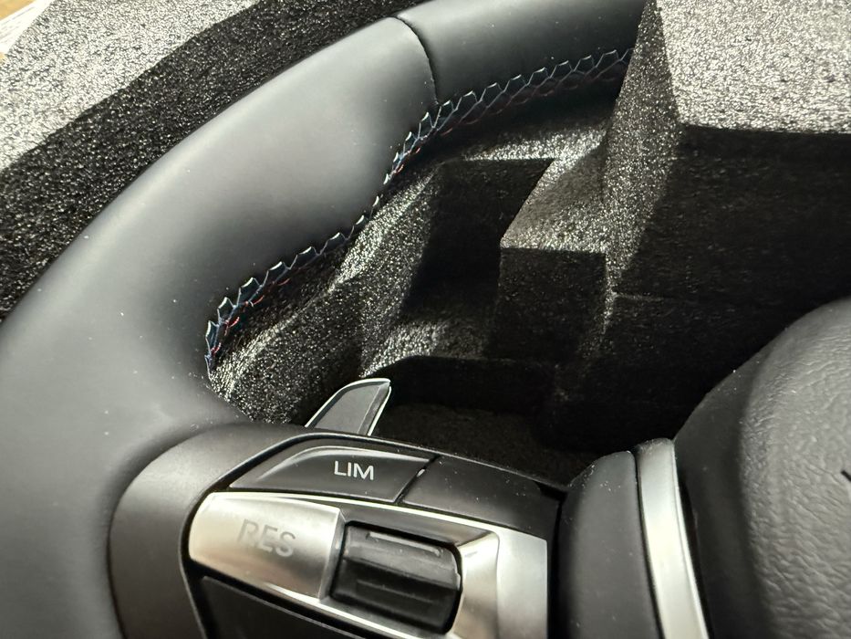 Volan M complet BMW seria 1 3 4 5 X3 X5 X6 F10 F30 F32 F34 F36 F15 F16