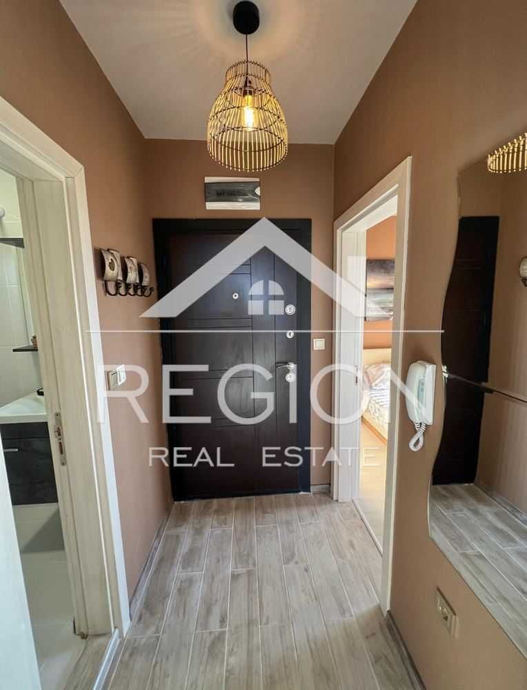 Дава се под наем Двустаен апартамент в Варна, Бриз - 60 кв.м за 561 € - Снимка #11