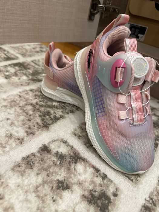 Обща цена Обувки момиче размер стелка 18 см