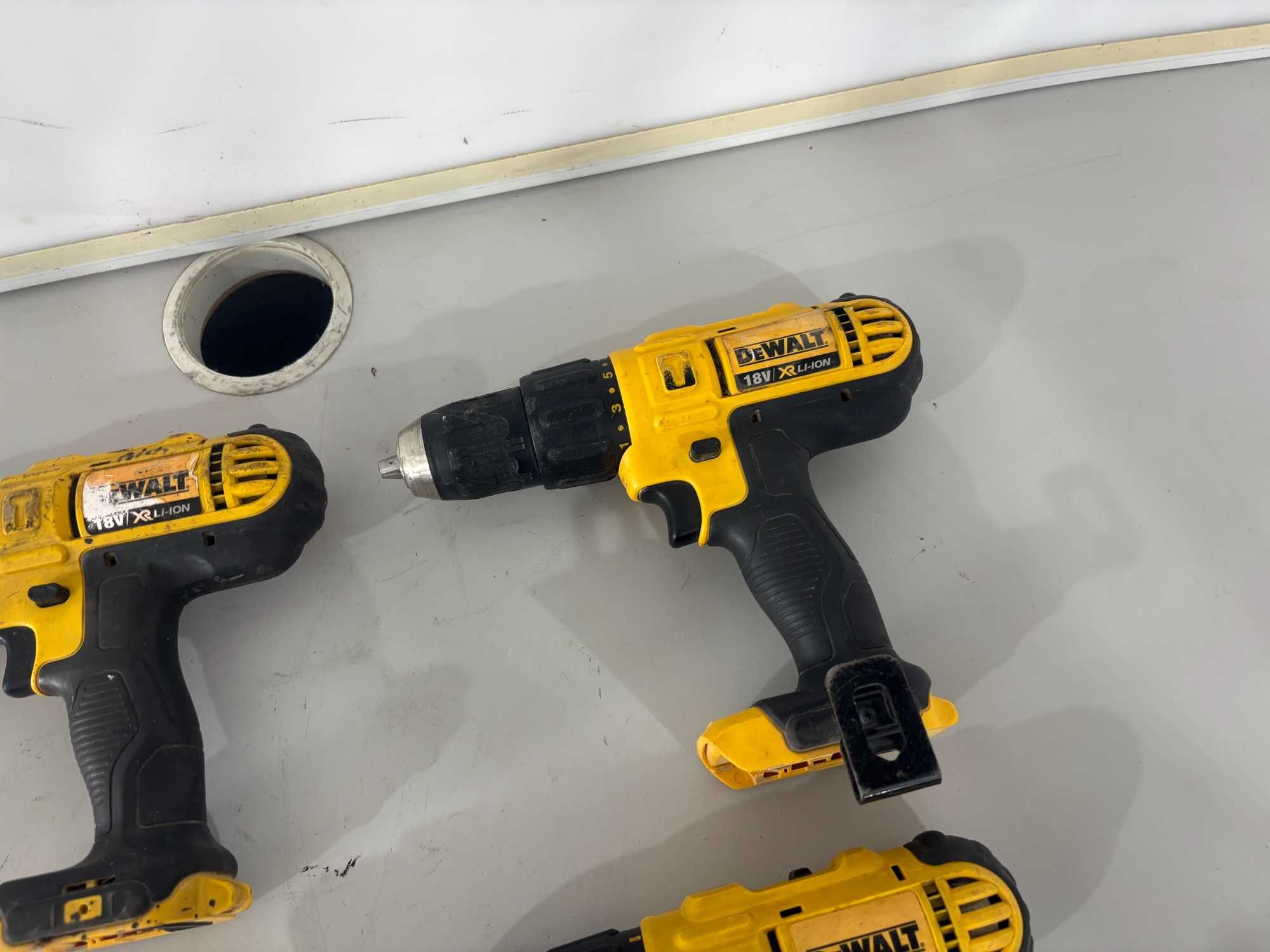 Винтоверт / боди - Dewalt 18 V / DCD776