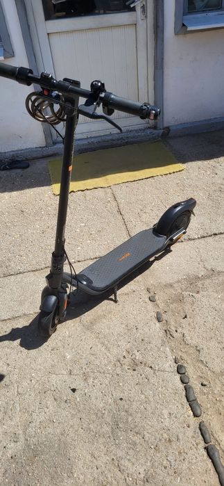Vând trotineta electrica max. 120kg