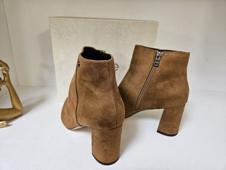 Botine dama piele intoarsa