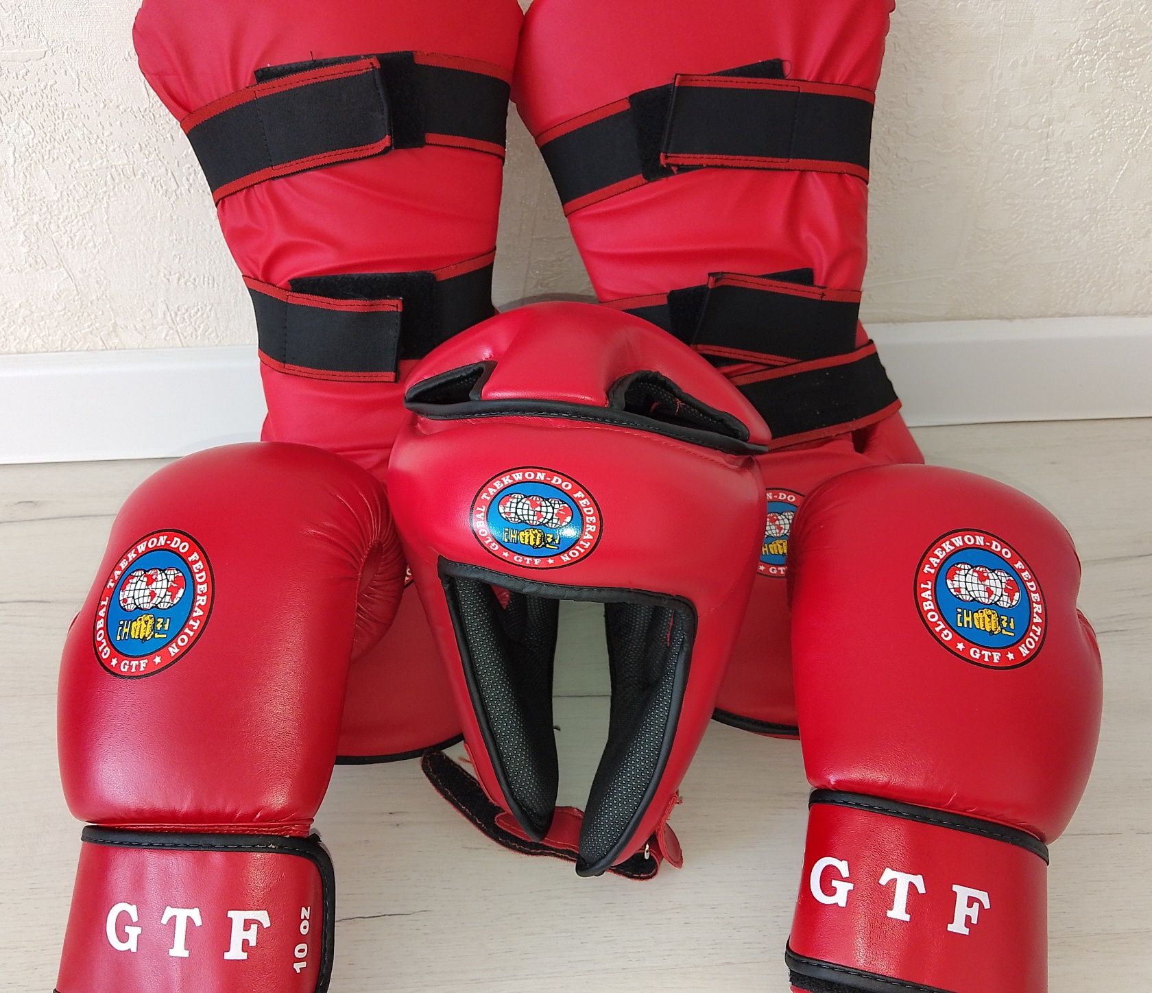 Продается амуниция таекондо GTF