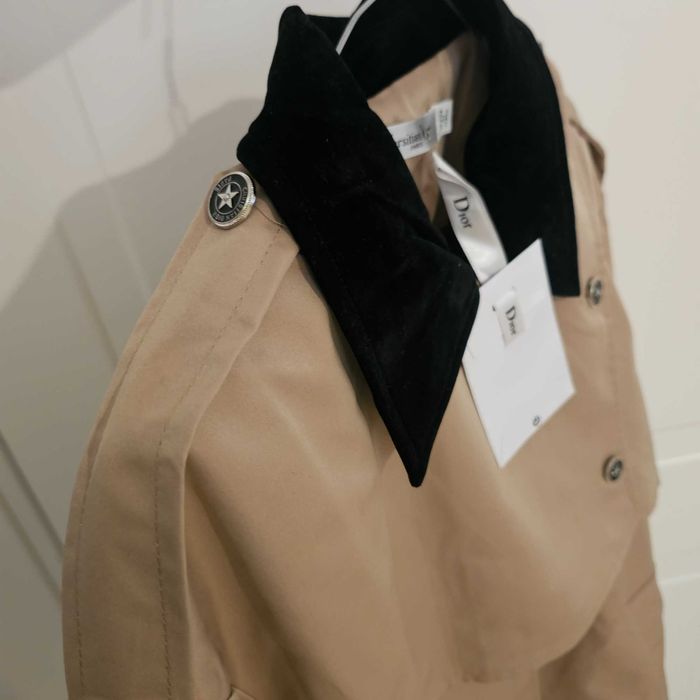 Trench scurt Christian Dior, bej, nou cu eticheta, marimea S
