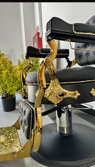Scaune de frizerie noi model Emperor
