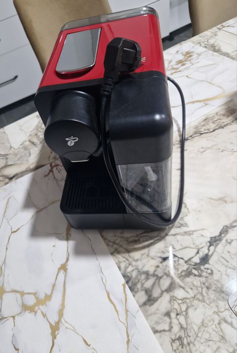 Vând aparat de făcut cafea ,capucino