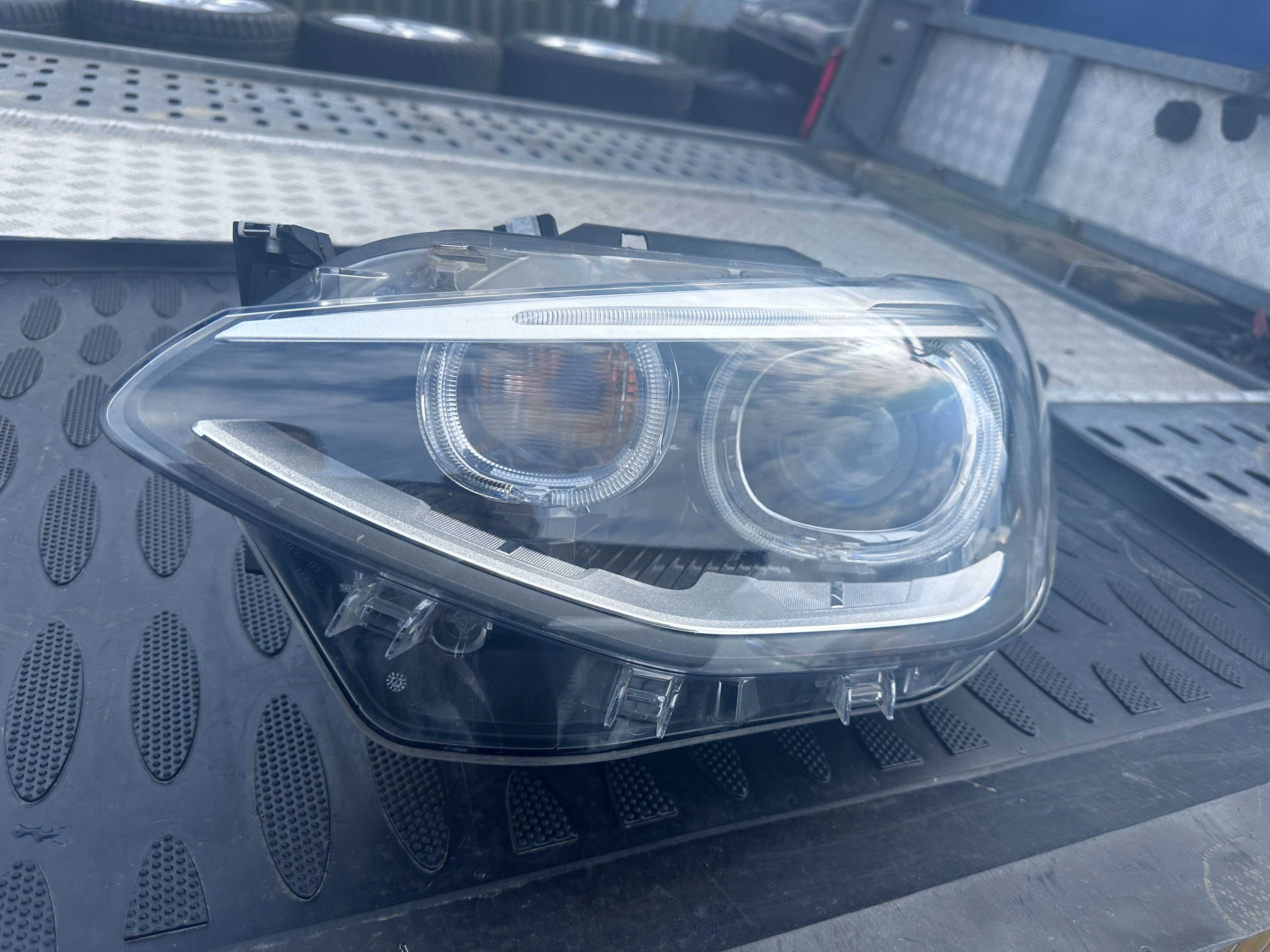 Far stanga BMW SERIA 1 -F20,F21  Bi-Xenon/LED-Headlight 04/2022
