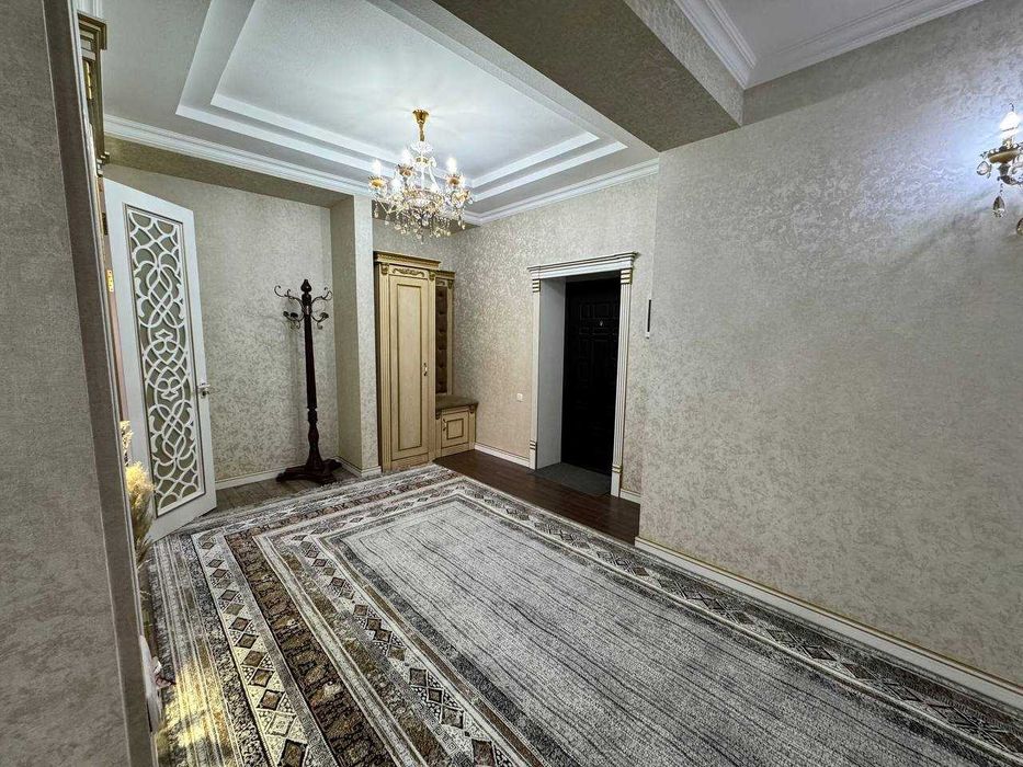 евротамир килинган дуплекс квартира сотилади