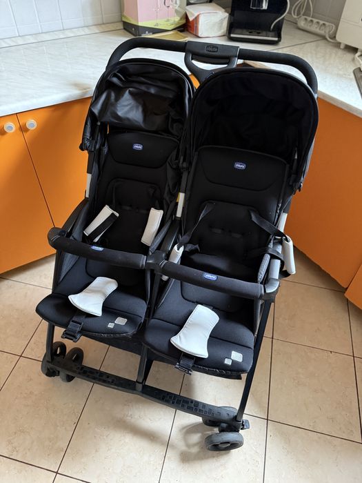 Cărucior gemeni Chicco Echo Twin – stare excelentă