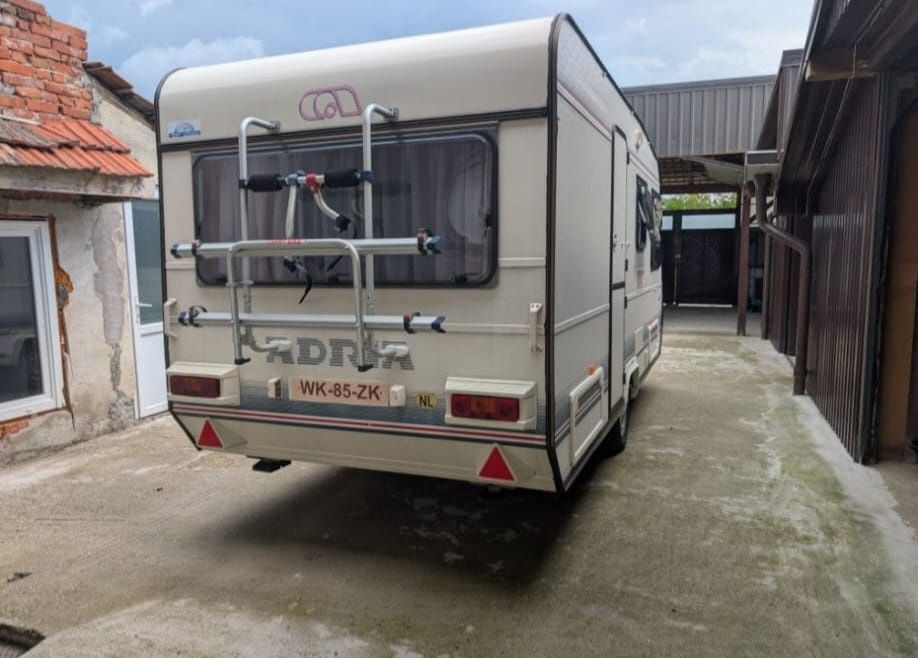 Rulota ADRIA 4158TD din 1994