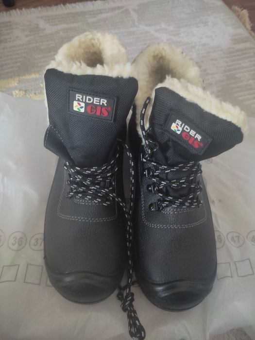 Зимний ботинки 41 размер