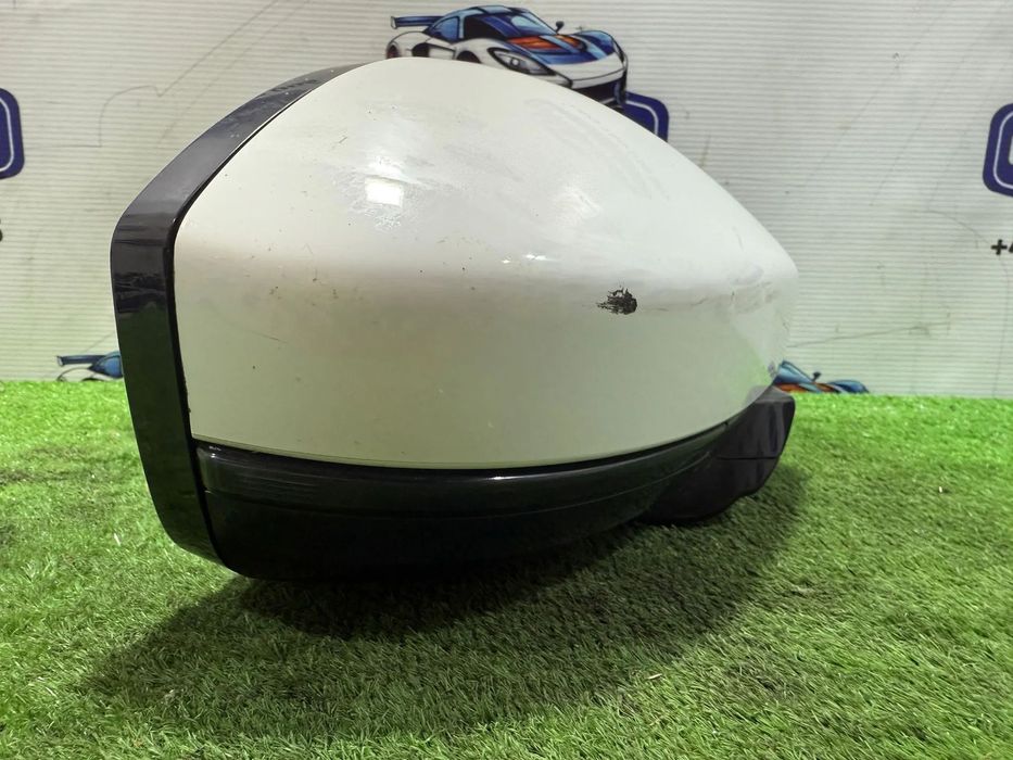 OGLINDA DREAPTA 10 PINI JAGUAR F-PACE X761 2018 2.0 DIESEL / 5 USI SUV COD OEM 21615002 2016-2020