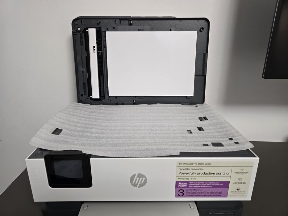 Imprimanta multufuncțională HP 8120e