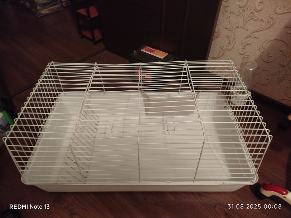 Большая просторная клетка для морских свинок,кроликов,котят